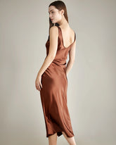 Robe Mi-Longue en Soie à Décolleté Rond Brown